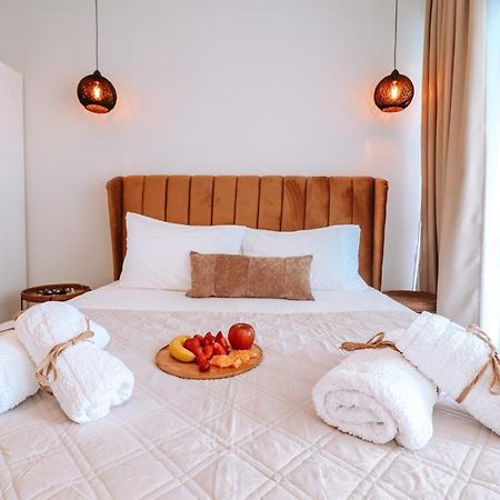Sithon Diamond Suites 1 Nikiti  Extérieur photo